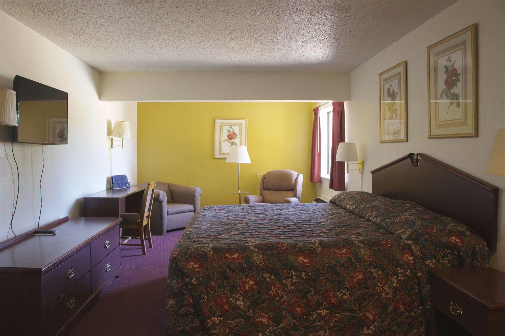 Econo Lodge Inn & Suites McKinney Kültér fotó